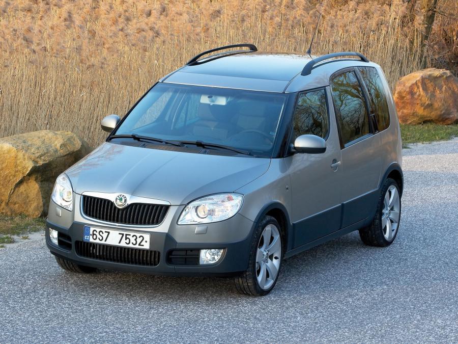  Skoda Roomster Scout 2007 года  (фото 18 из 40)